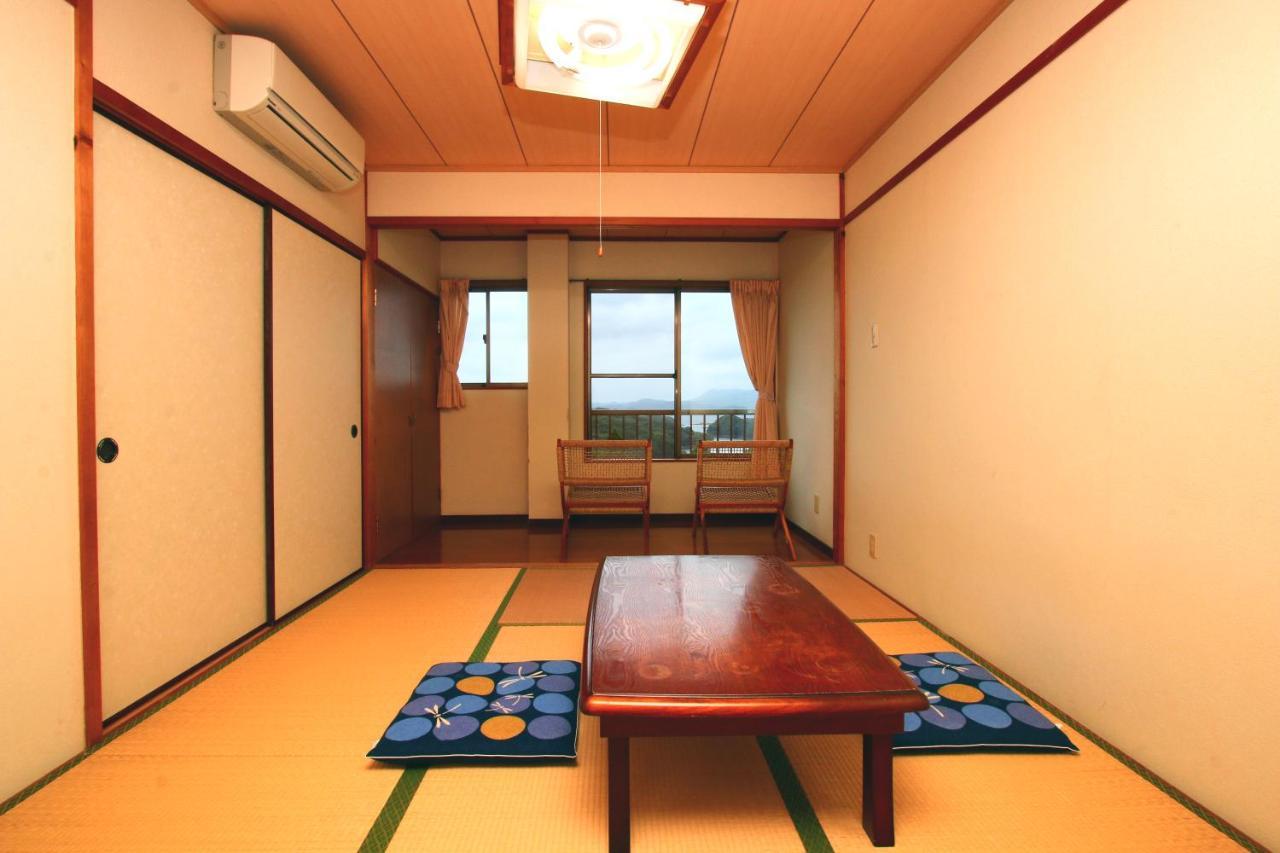 Minshuku Umi No Sachi Hotel Sasebo Buitenkant foto