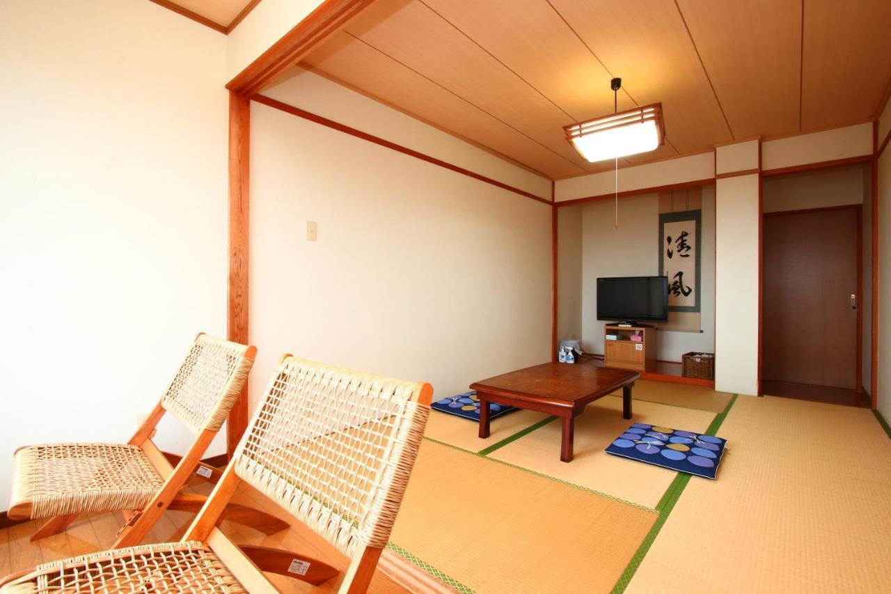 Minshuku Umi No Sachi Hotel Sasebo Buitenkant foto