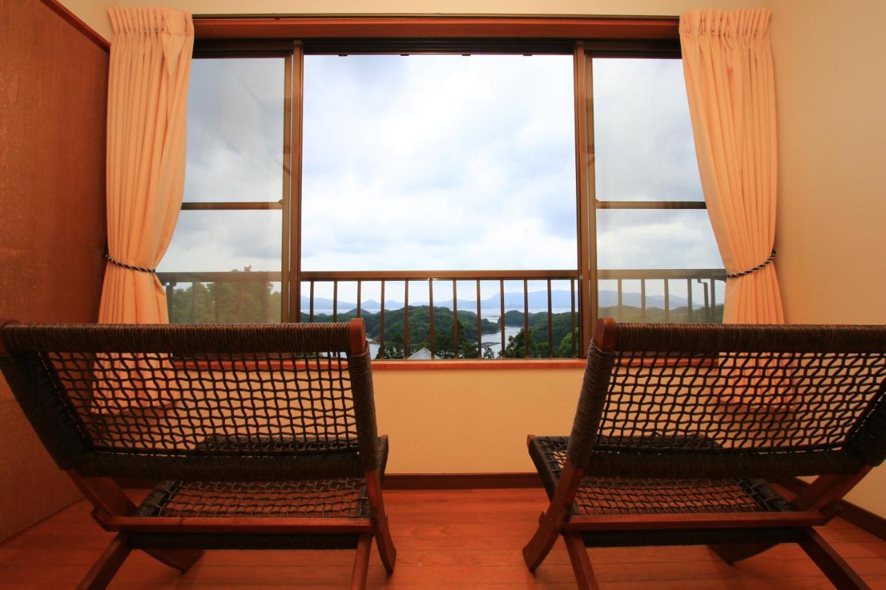 Minshuku Umi No Sachi Hotel Sasebo Buitenkant foto